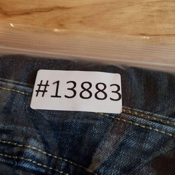 Est. 1946 Jeans Womens 18W Curvy Denim Jeans With Frayed Hem Cropped - Picture 13 of 13